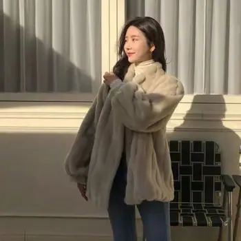 נשים 2022 סתיו חורף אופנה חדשה פו כבש מעילי פרווה הנשי קוריאני בסגנון מעילי רופף קצר חמה הלבשה עליונה בנות E23