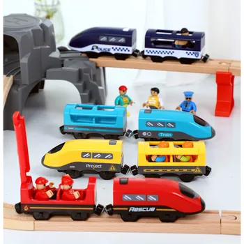 חשמל מעץ רכבת צעצוע עם קול תואם עם עץ רגיל רכבת מסלול אביזרי חג המולד Gilft לילדים