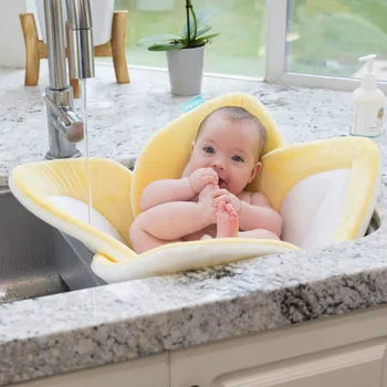 התינוק שטיחון לאמבטיה יכול לשכב מקפלים היילוד פרחים יצירתי שטיחון לאמבטיה לתינוק אמבטיה לוטוס כרית ביטחון